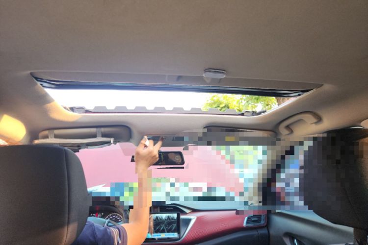 Used Nissan Lannia 2016 1.6L Manual Cool Edition Headliner