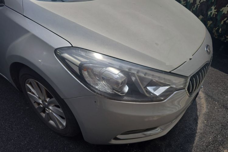 Used Kia K3 2013 1.6L Manual GLS Right Front Headlight