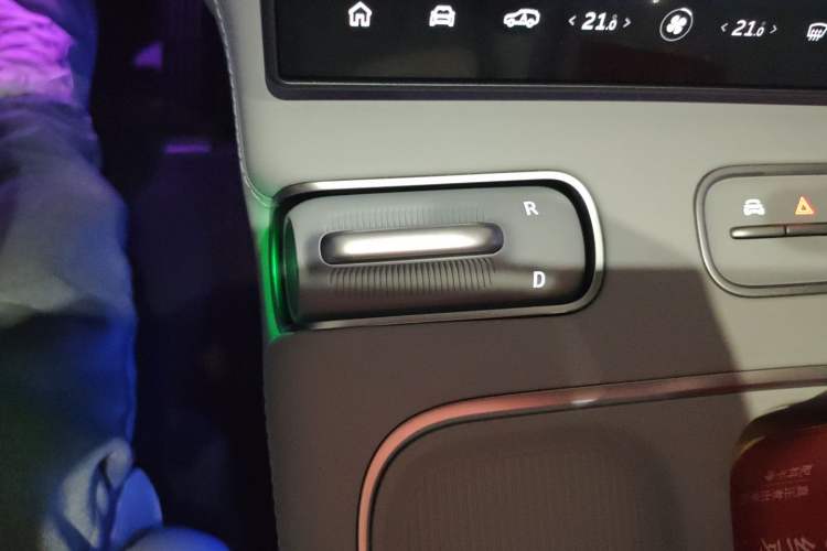 Used Nio ES6 2024 75 kWh
