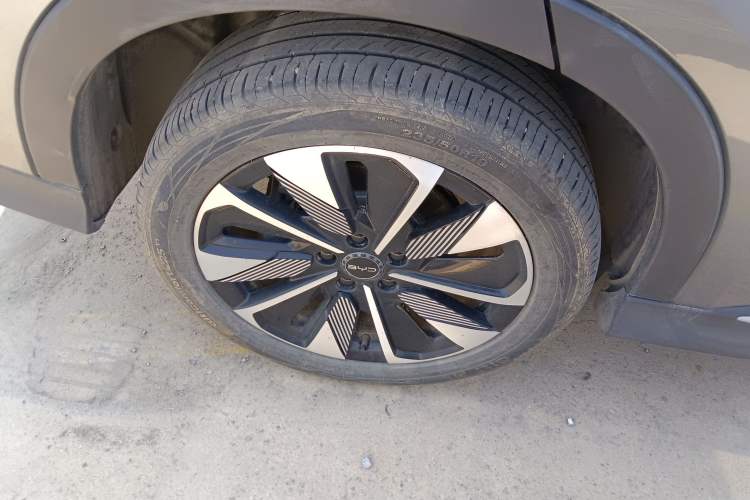 Used BYD Song PLUS New Energy 2025 EV 520km Luxury Version