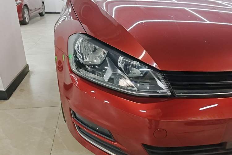 Used Volkswagen Golf 2014 1.6L Automatic Fashion Model
