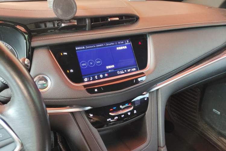 Used Cadillac XT5 2021 2.0T Two-Wheel Drive Luxury Version