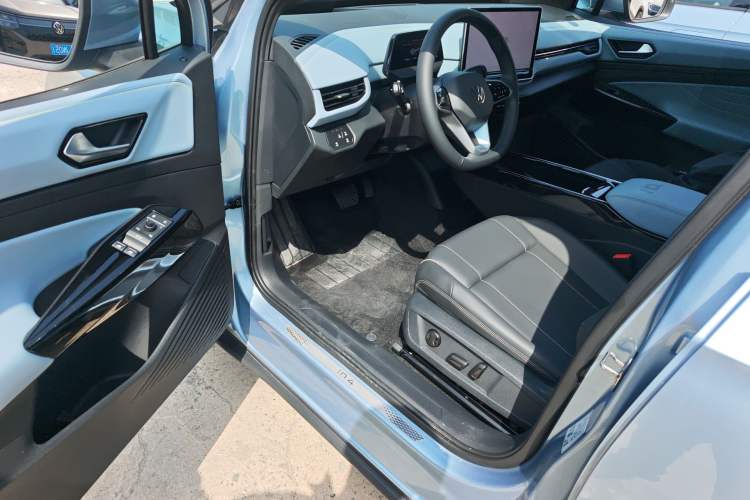 Used Volkswagen ID.4 X 2024 Pure & Smart Edition Driver Seat