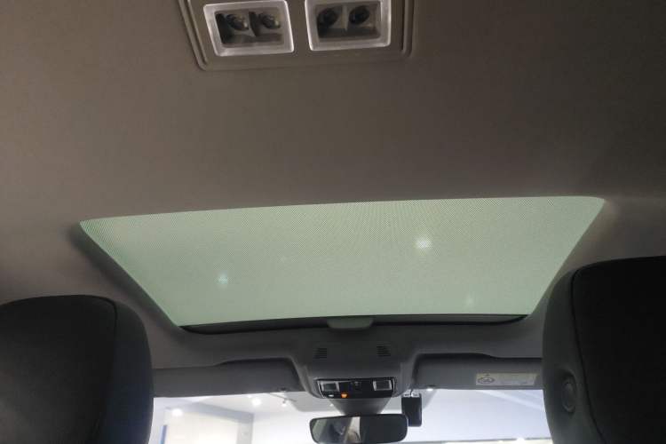 Used Volkswagen Lamando 2024 Lavida L 280TSI DSG Cool & Spicy Edition Headliner