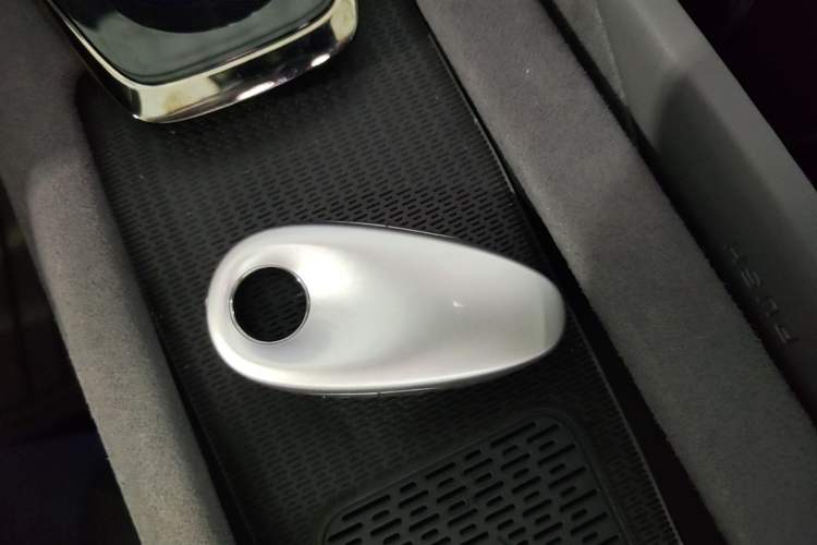 Used VOYAH PASSION 2024 PHEV Four-Wheel Drive Ultra-Long Range Flagship Model Interior 1