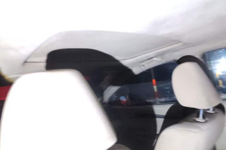 Used Honda City Classic 2012 1.5L Automatic Elite Edition Headliner