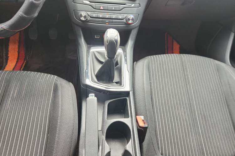 Used Peugeot 408 2014 1.8L Manual Leading Edition
