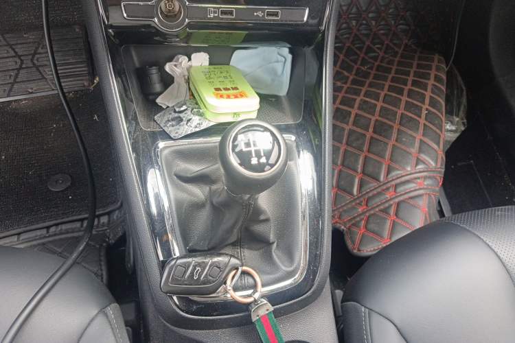 Used Roewe i5 2019 1.5L Manual 4G Connectable Langhao Edition
