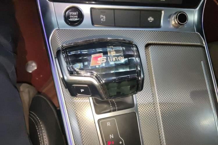 Used Audi A6L 2022 40 TFSI Luxury Dynamic Model
