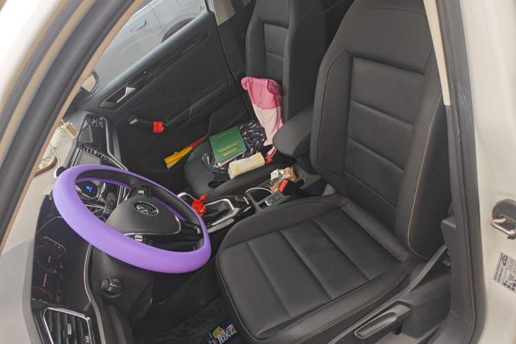 Used Volkswagen T-ROC 2021 280TSI DSG Two-Wheel Drive Comfort Connect Edition Left Front Seat