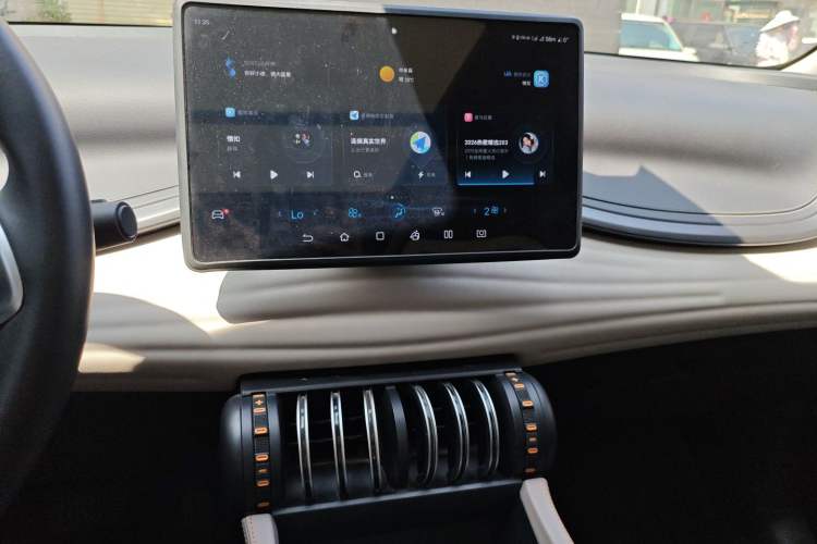 Used BYD Yuan PLUS 2024 Honor Edition 430KM Beyond Model Audio And AC Panel