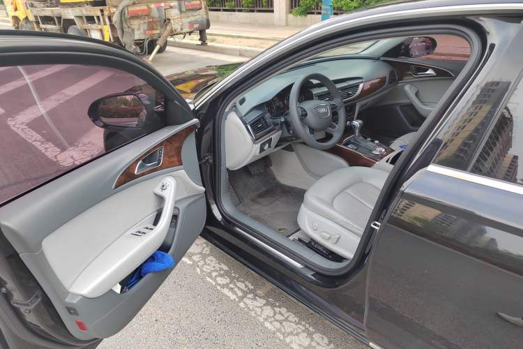 Used Audi A6L 2014 30 FSI Comfort Model Driver Seat