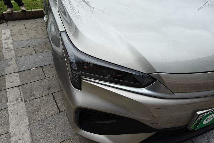 Used AION S 2023 Meizu 580 Lithium Iron Phosphate Right Front Headlight