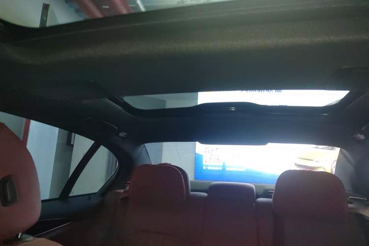 Used BMW 5 Series 2020 530Li Leading Model M Sport Package