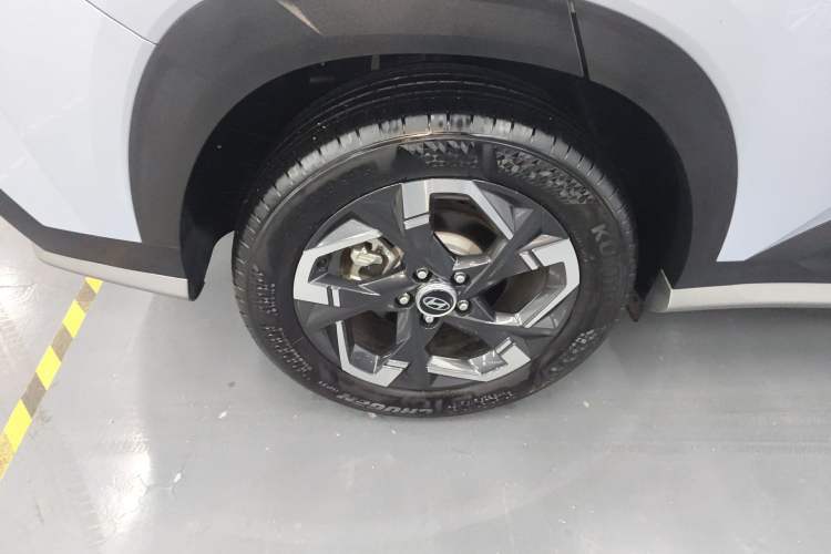 Used Hyundai ix35 2023 Musso 2.0L Flagship Edition TOP Exterior 3