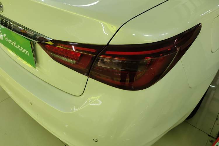 Used Infiniti Q50L 2022 2.0T Comfort Edition Right Rear Taillight