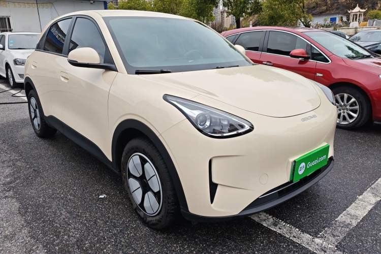 Used Geely Galaxy Geome 2025 310km Youth Edition Front Right 45 Deg