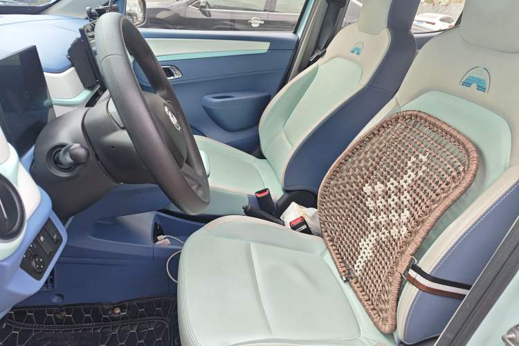 Used Dongfeng NAMMI BOX 2022 Light Wind Edition 201KM Lightning Model
