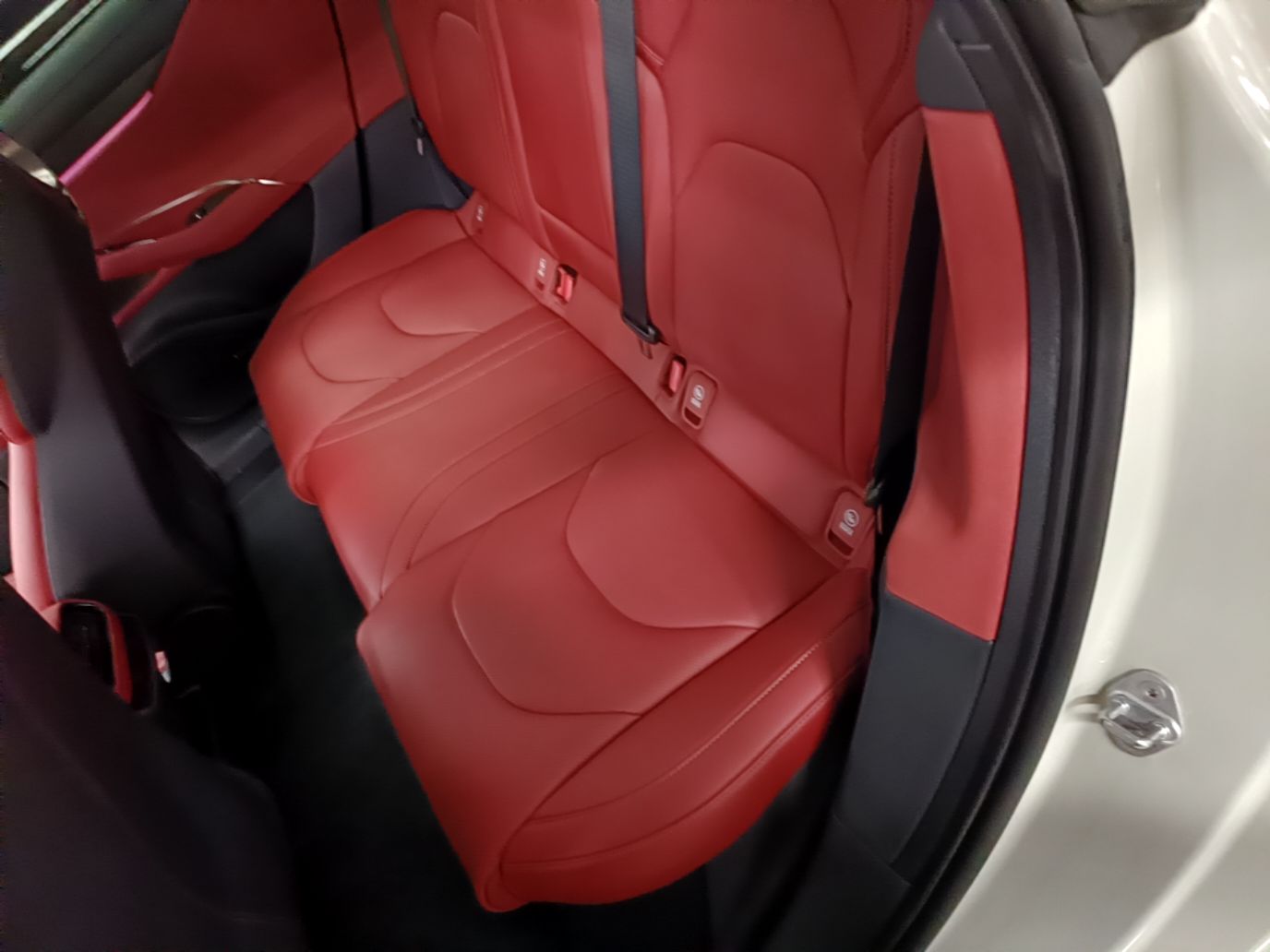 Xiaomi Auto SU7 2024 Four-Wheel Drive Ultra-Long Range Advanced Intelligent Driving Max Edition — снимка 20
