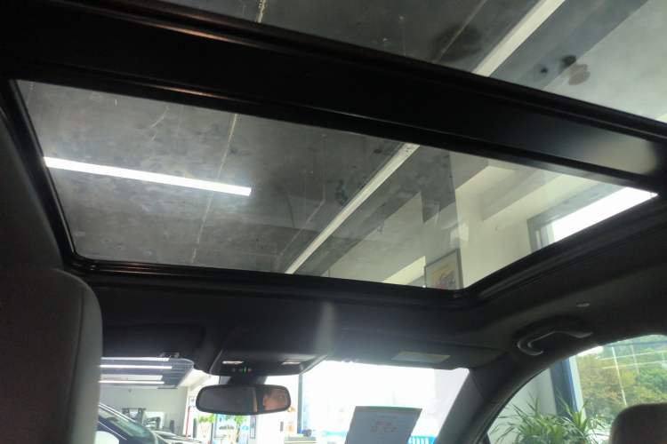 Used Cadillac XT5 2022 2.0T Four-Wheel Drive Luxury Version (Hummingbird Edition)