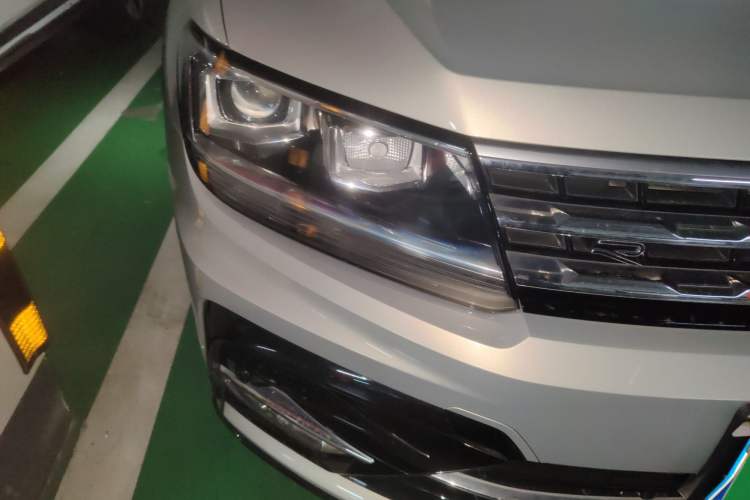 Used Volkswagen Tiguan L 2021 330TSI Automatic Two-Wheel Drive R-Line Enhanced Edition
