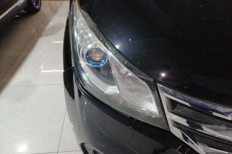 Used SAIC MAXUS G10 2016 1.9T Manual Elite Edition Diesel China V Standard Exterior 6