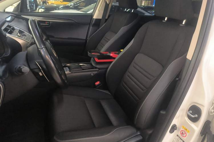 Used Lexus NX 2018 200 Front-Wheel-Drive Xingxing Edition China VI Standard Left Front Seat