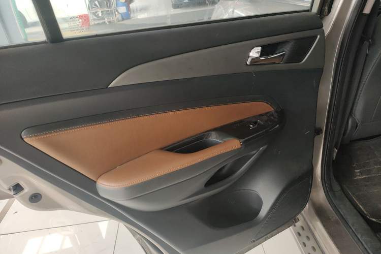 Used Changan CS75 2017 Shangkui Edition 1.5T Automatic Fengxiang Model