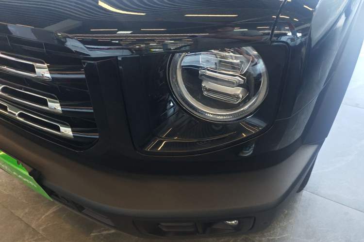 Used Haval DARGO 2022 1.5T DCT Two-Wheel Drive Border Collie Edition Left Front Headlight