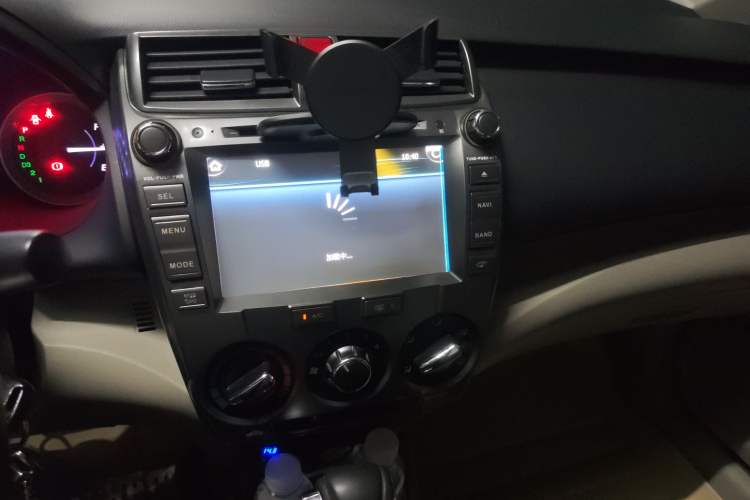 Used Honda City Classic 2012 1.5L Automatic Elite Edition Audio And AC Panel
