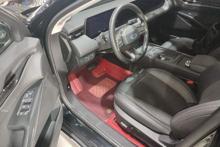 Used Ford Mondeo 2023 EcoBoost 180 Luxury Model Driver Seat