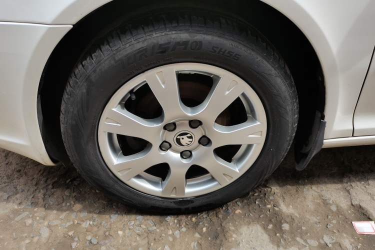 Used Skoda Octavia 2015 Classic Model 1.6L Automatic Yijie Version
