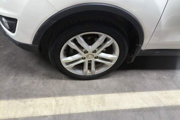 Used CHANGAN CS35 2017 1.6L Manual Luxury Model
