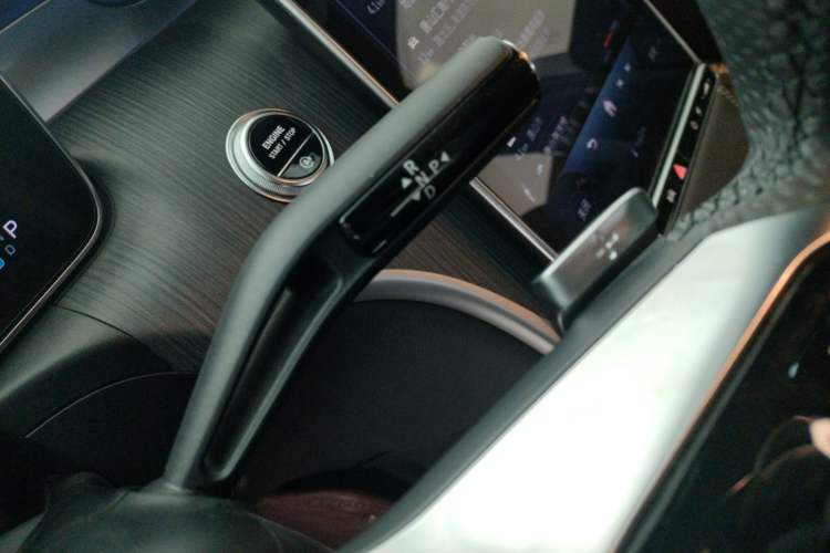 Used Mercedes-Benz C-Class 2023 C 200 L Sport Edition
