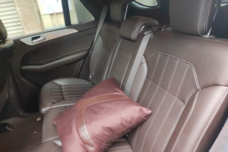 Used Mercedes-Benz GLE-Class 2017 GLE 400 4MATIC Middle East version
