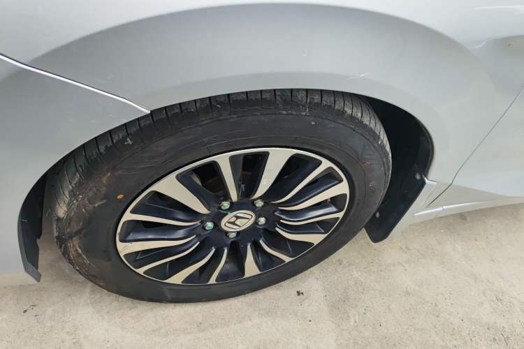 Used Honda Crider 2013 1.8L automatic comfort version
