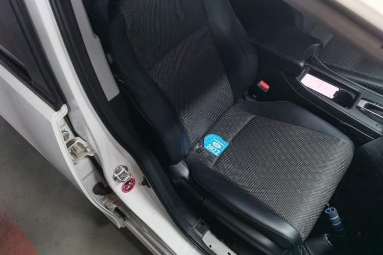 Used Honda Jade 2017 1.8L automatic Comfort version 5 seats
