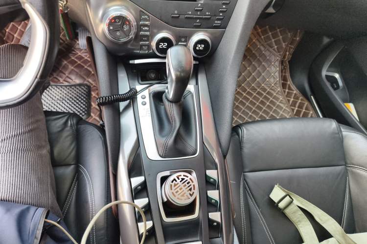 Used DS 5 2014 1.6T Luxury Edition THP160