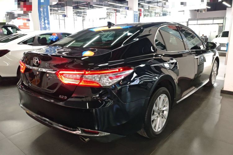 Used Toyota Camry 2023 2.0G Luxury Edition