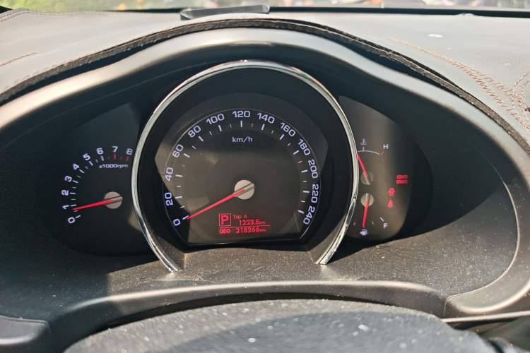 Used Kia Sportage R 2014 2.0L Automatic Two-Wheel Drive DLX
