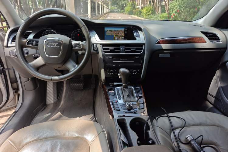 Used Audi A4L 2010 2.0 TFSI Technology Edition