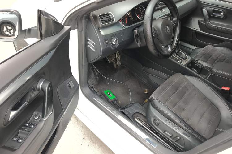 Used Volkswagen FAW-Volkswagen CC 2016 1.8TSI Luxury Model Driver Seat