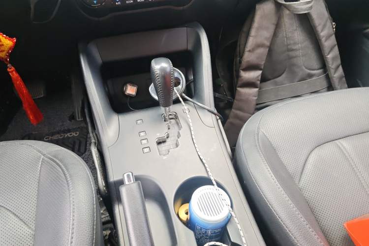 Used Hyundai ix35 2015 2.0L Automatic 2WD Smart Type China IV Gear Lever