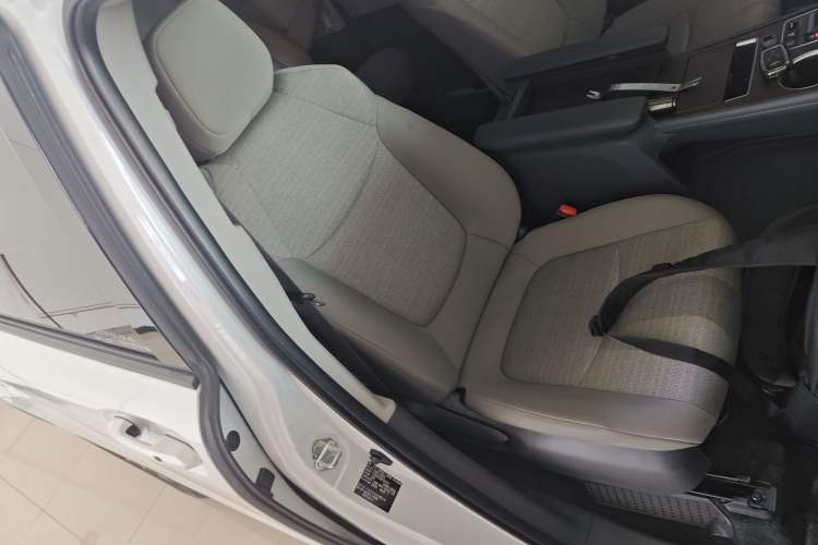 Used Toyota SIENNA 2024 2.5L Hybrid Comfort Edition