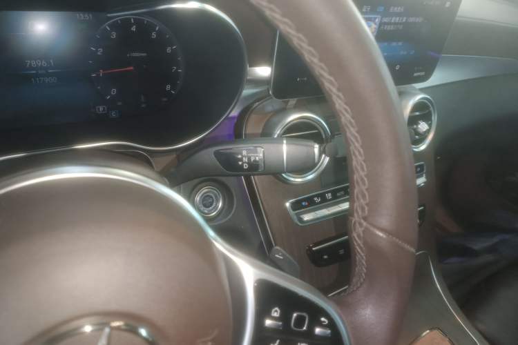 Used Mercedes-Benz GLC 2021 GLC 260 L 4MATIC Luxury Model