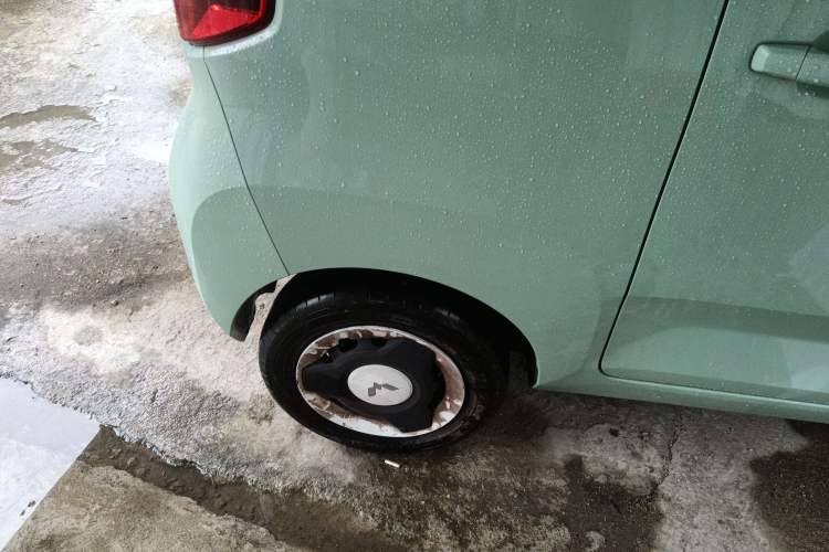 Used Wuling Hongguang MINIEV 2021 Macaron Premium Model – Lithium Iron Phosphate