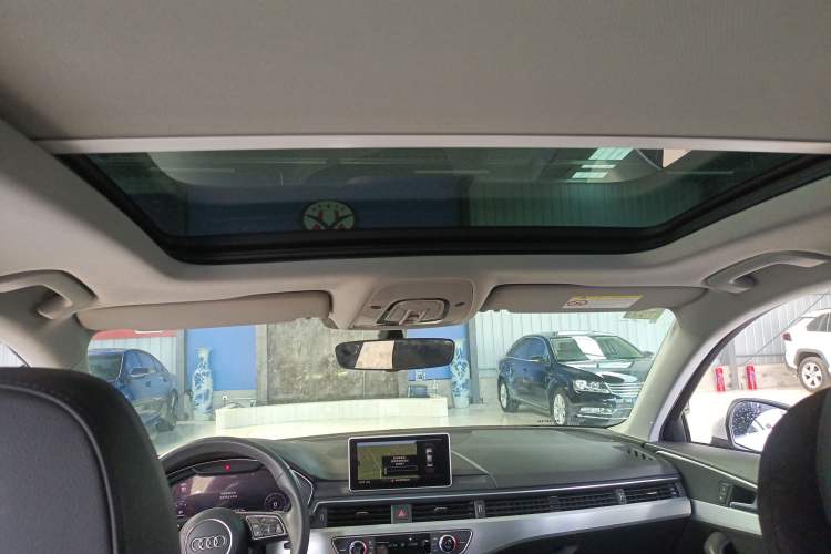 Used Audi A4L 2019 40 TFSI Fashion Version China V
