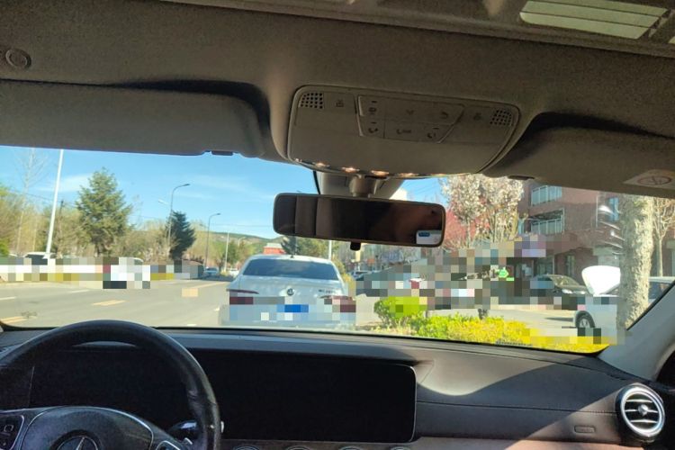 Used Mercedes-Benz E-Class 2016 E 200 L Headliner