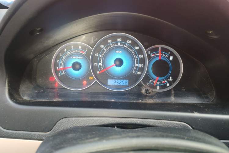 Used FAW Weizhi V5 2013 1.5L Manual Elite Model China IV Standard Instrument Cluster