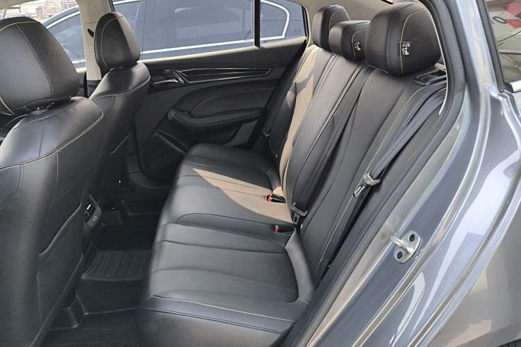 Used Roewe i5 2021 Revised Version 1.5L CVT Diamond Edition
